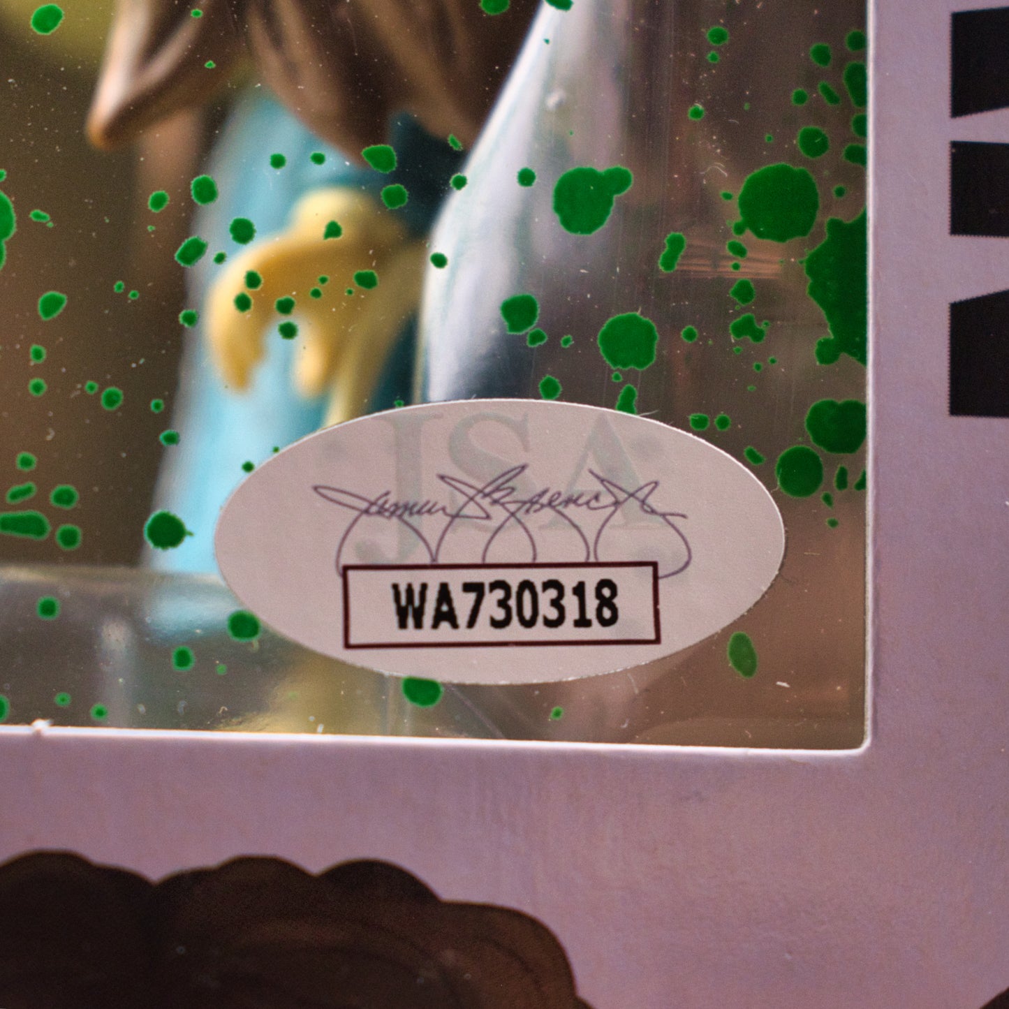 Funko Pop 203 - Regan (signed by Linda Blair) - 7