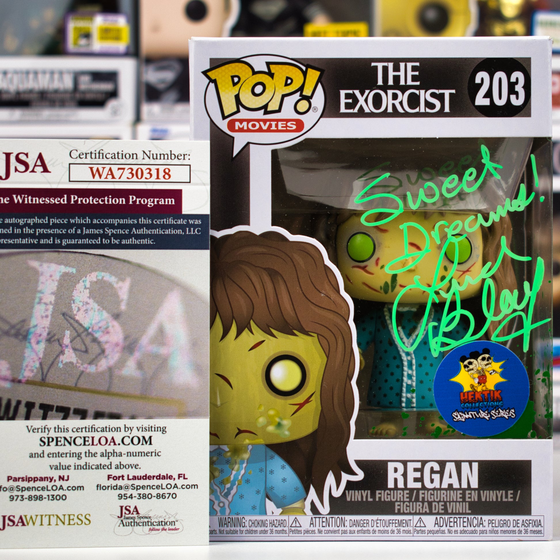 Funko Pop 203 - Regan (signed by Linda Blair) - 8