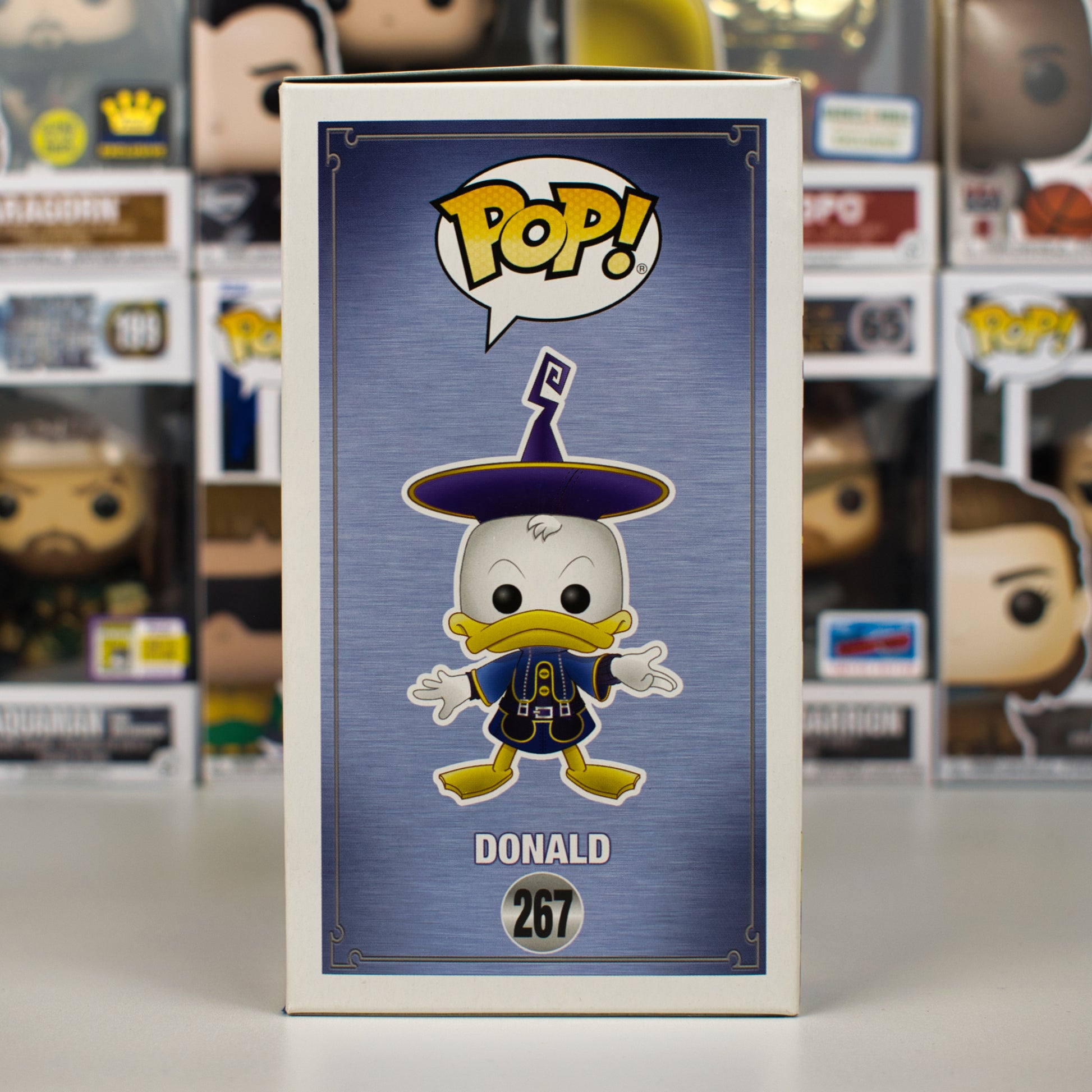 Funko Pop 267 - Donald - 4