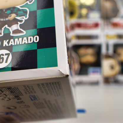 Funko Pop 867 - Tanjiro - 7