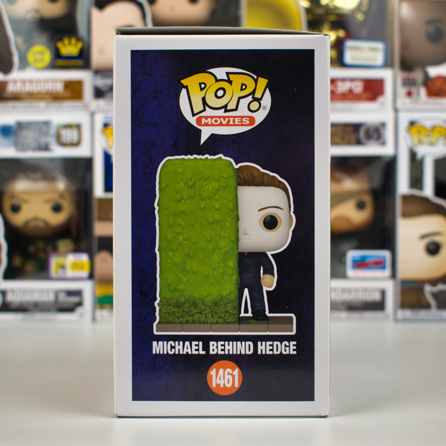 Funko Pop 1461 - Michael Myers behind Hedge - 4